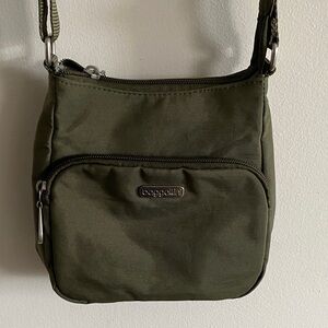 Baggallini Olive Green Messenger Bag